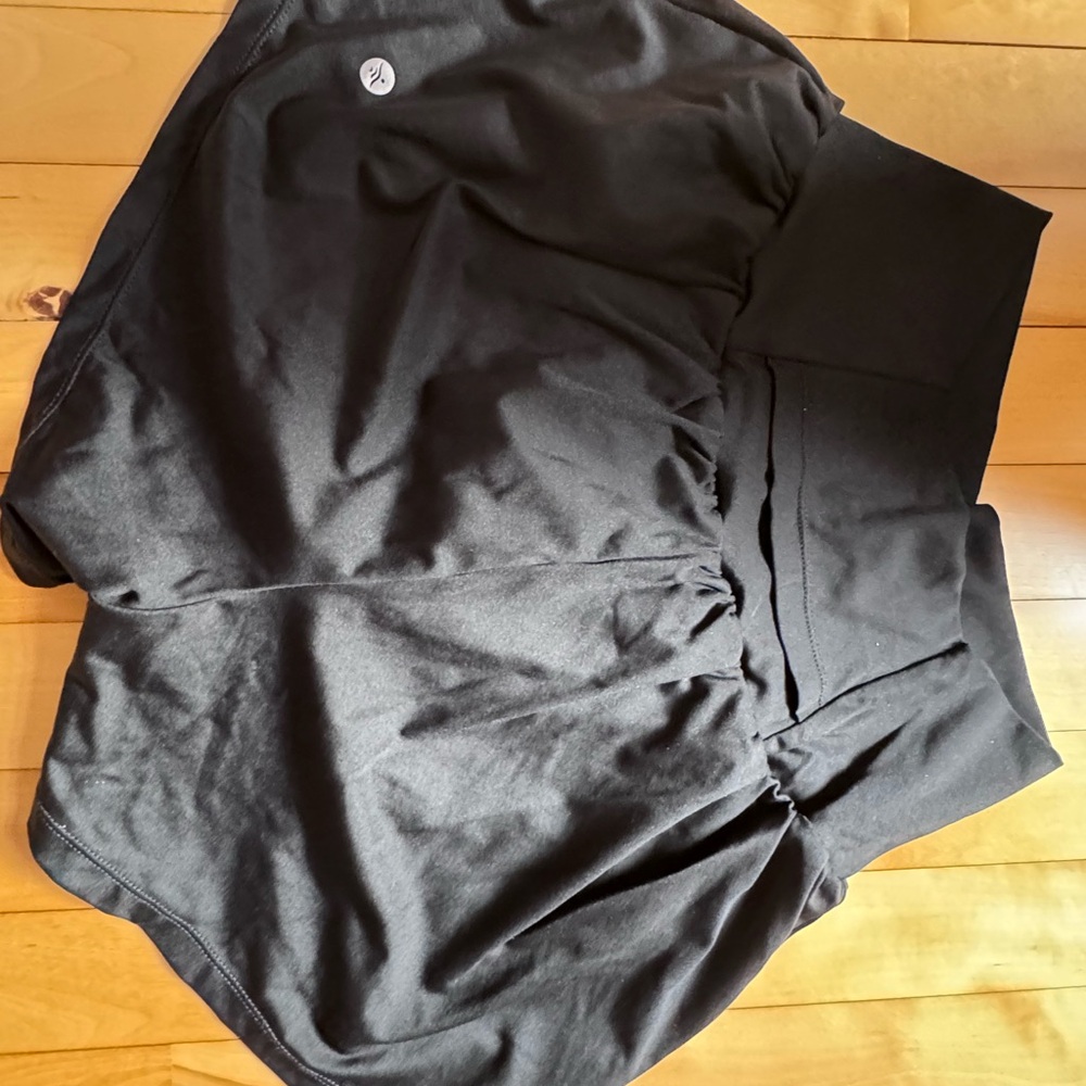 HALARA Black Jogger Shorts
